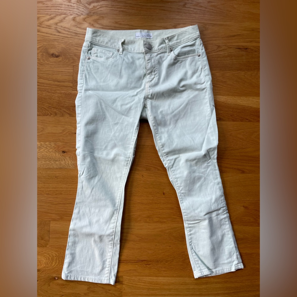 Loft sea foam green cropped pant